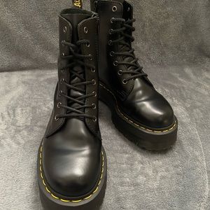 Dr. Martens JADON Platform Boots